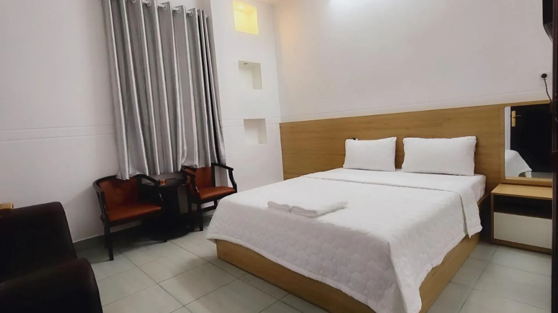 Anh Duong Hotel Ho Chi Minh City 0*,  Vietnam